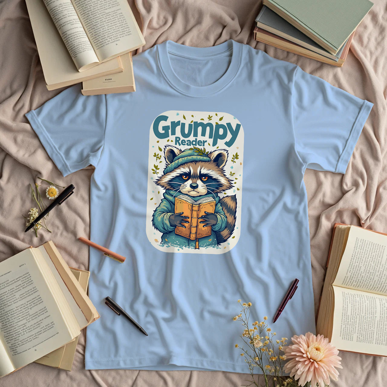 Grumpy Reader - Raccoon