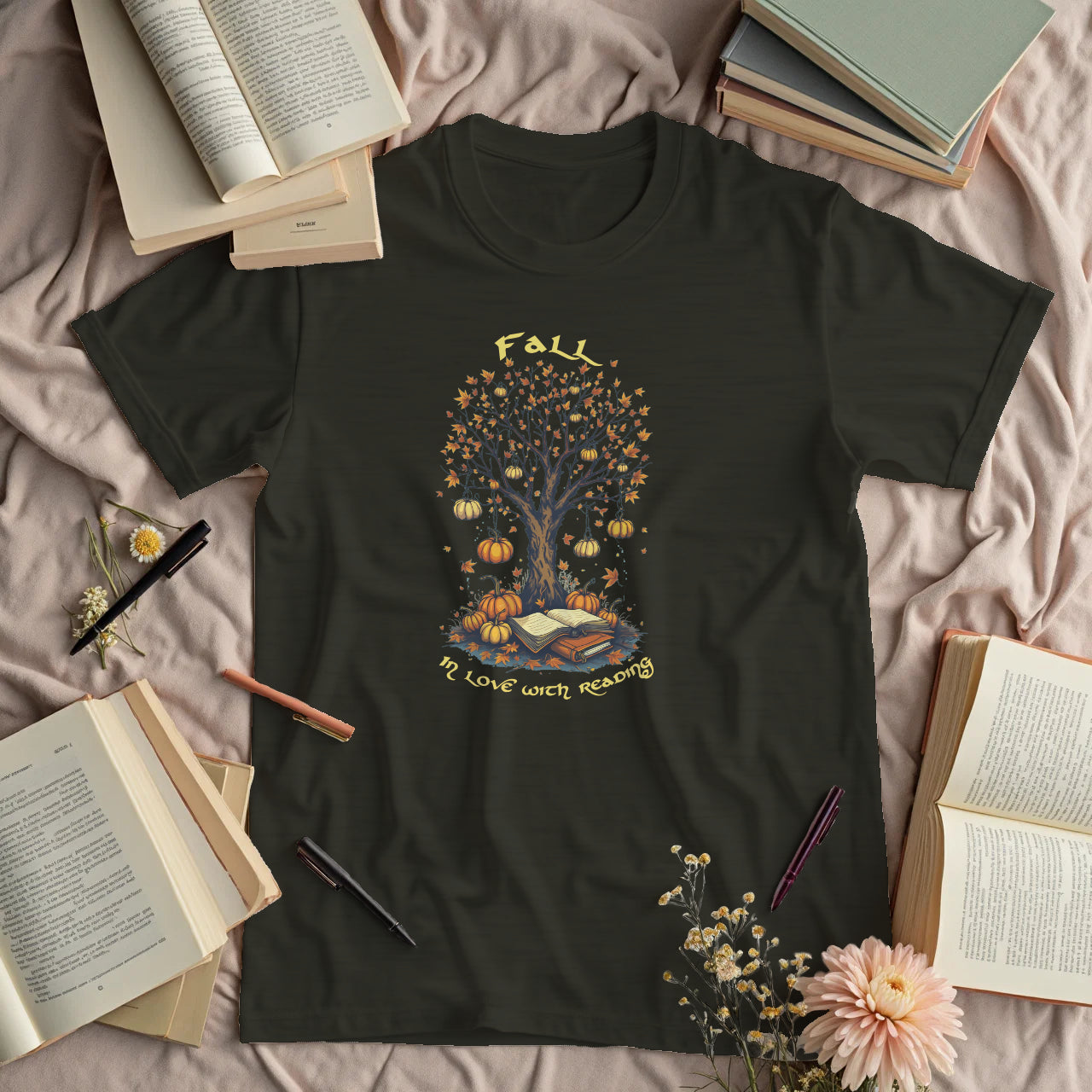 Fall in Love with Reading - pumpkins