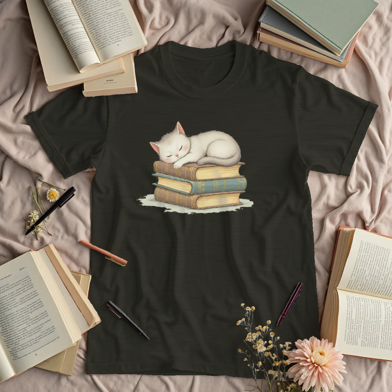 Bookish Kitten
