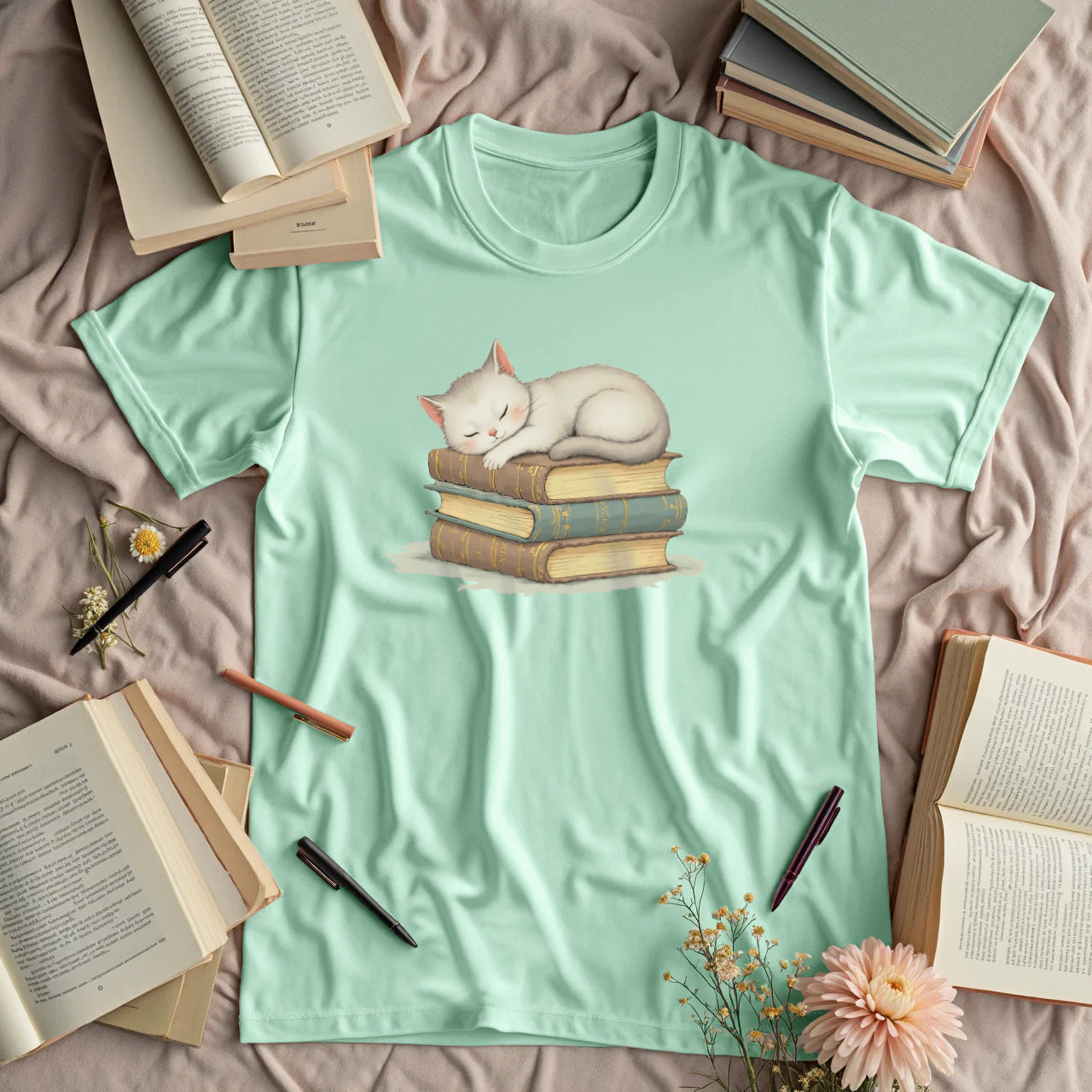 Bookish Kitten