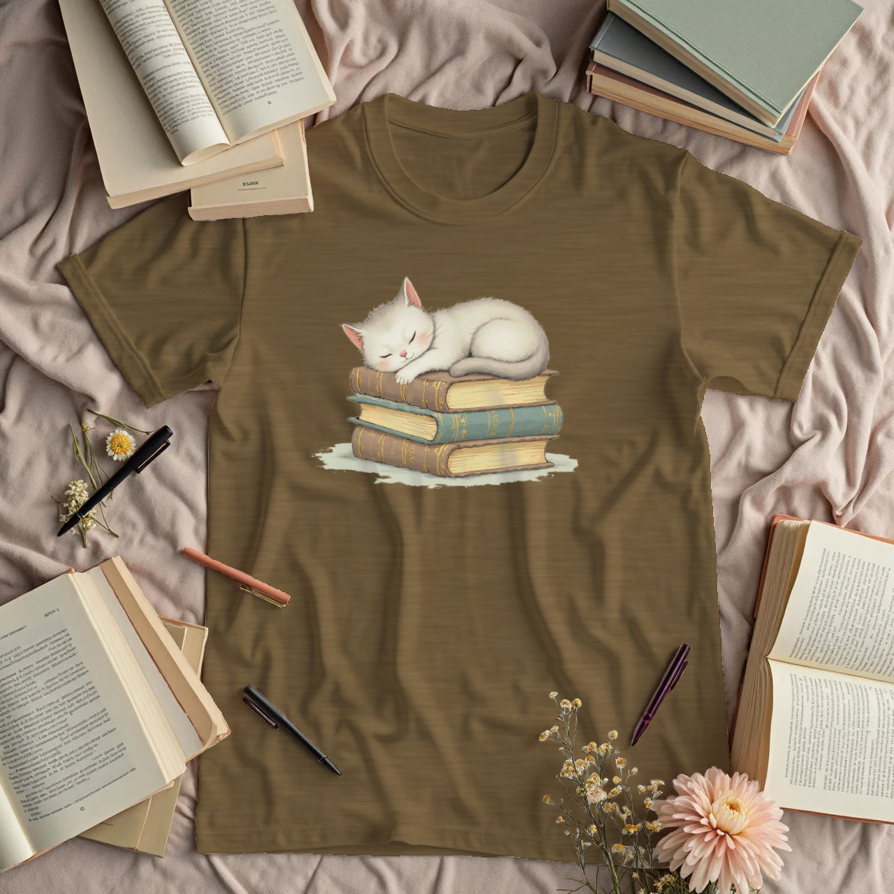 Bookish Kitten