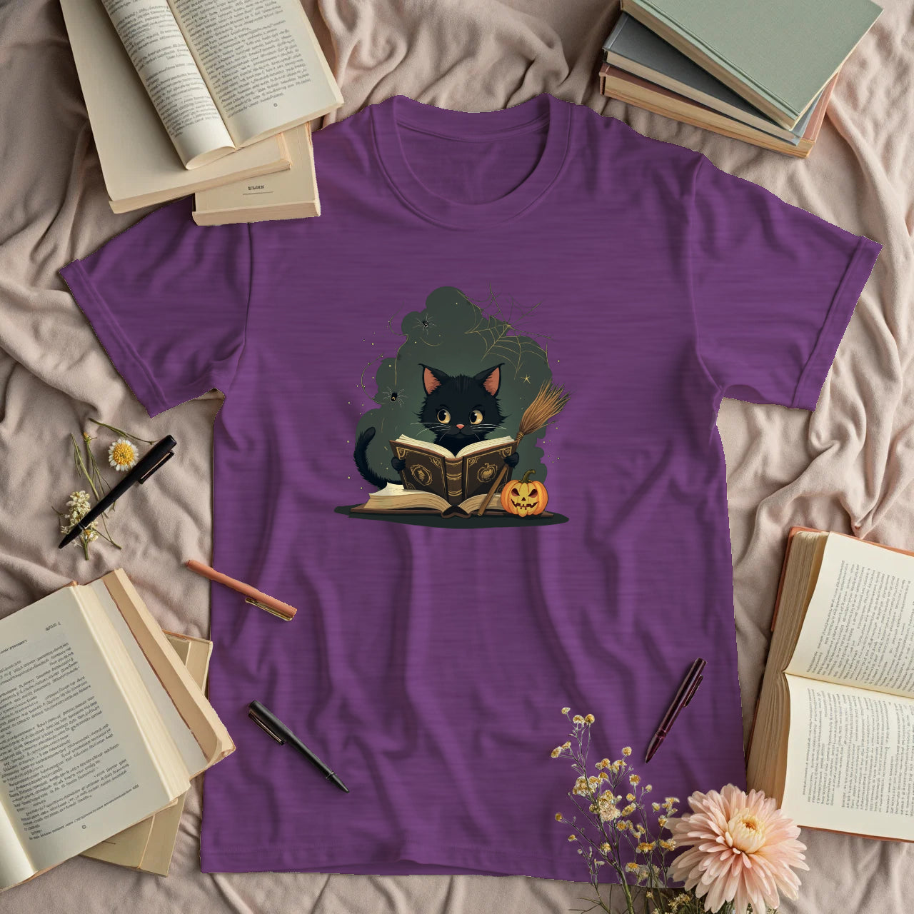 Cute Cat Reader - Jack O' Lantern