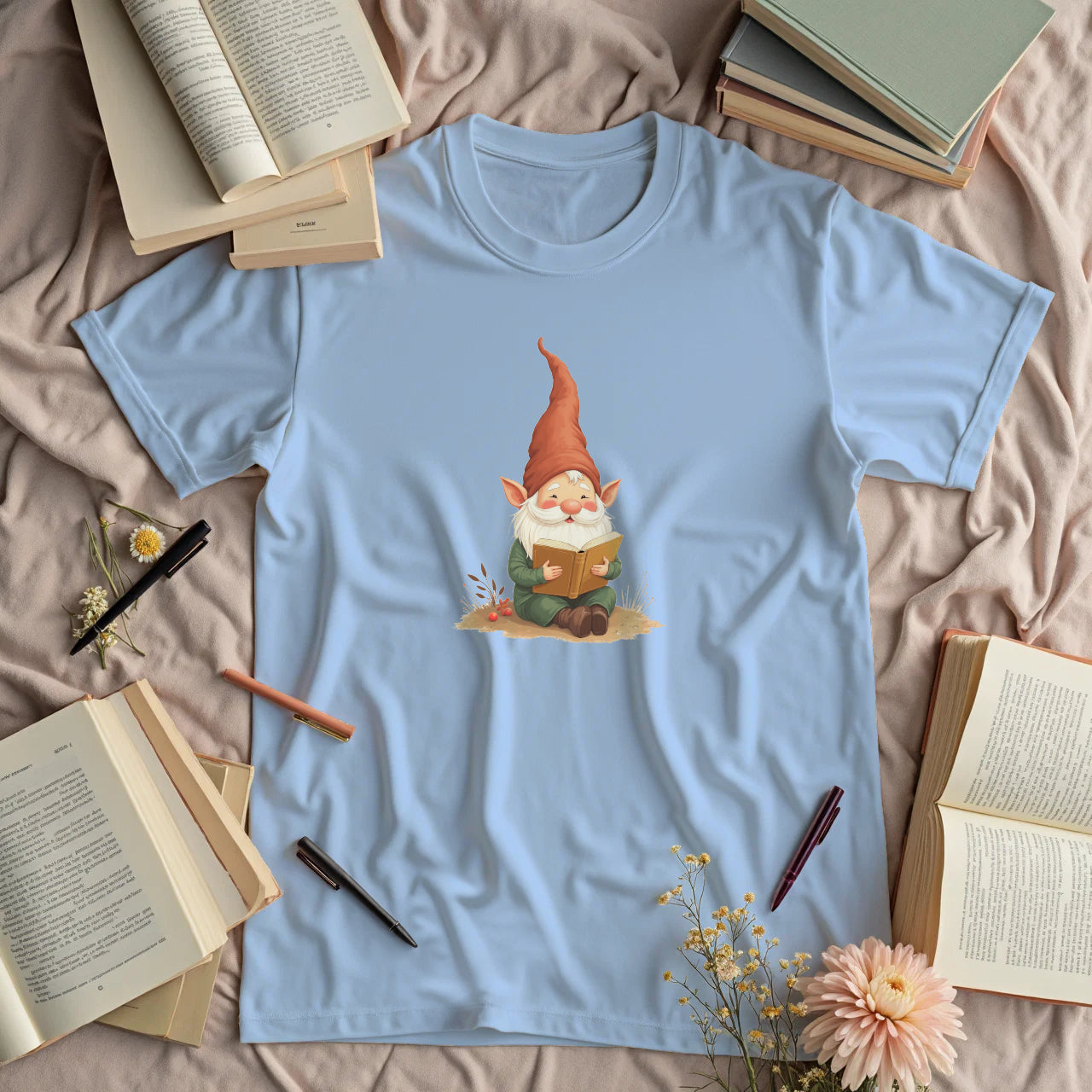 Cute Reading Gnome