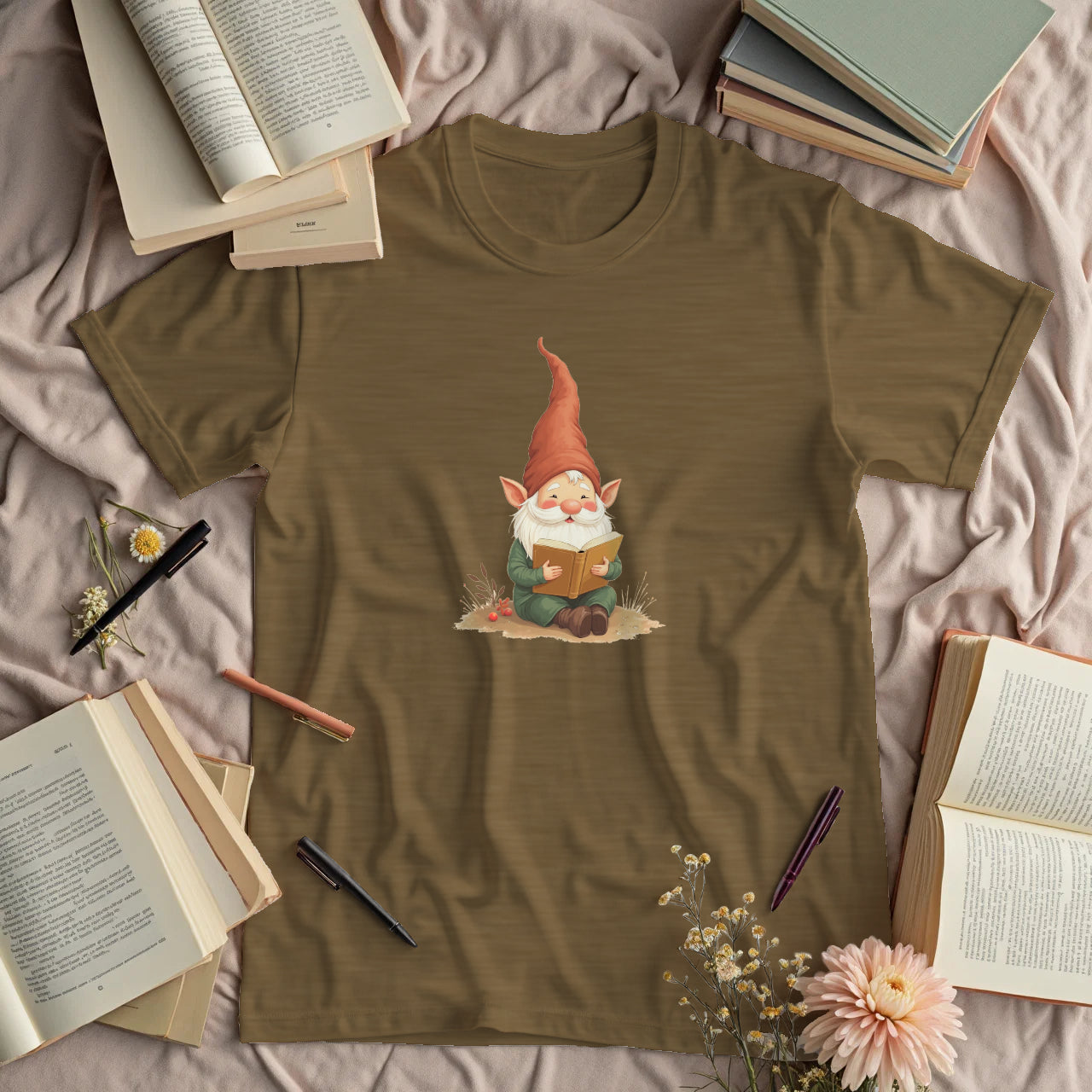 Cute Reading Gnome